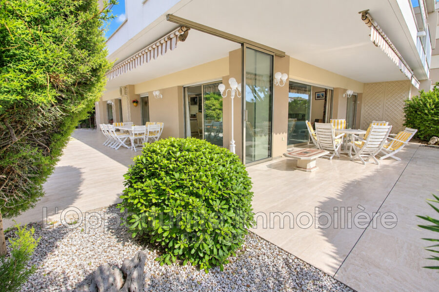 Appartement à vendre à Cannes — Vue parc & jardin — photo 7