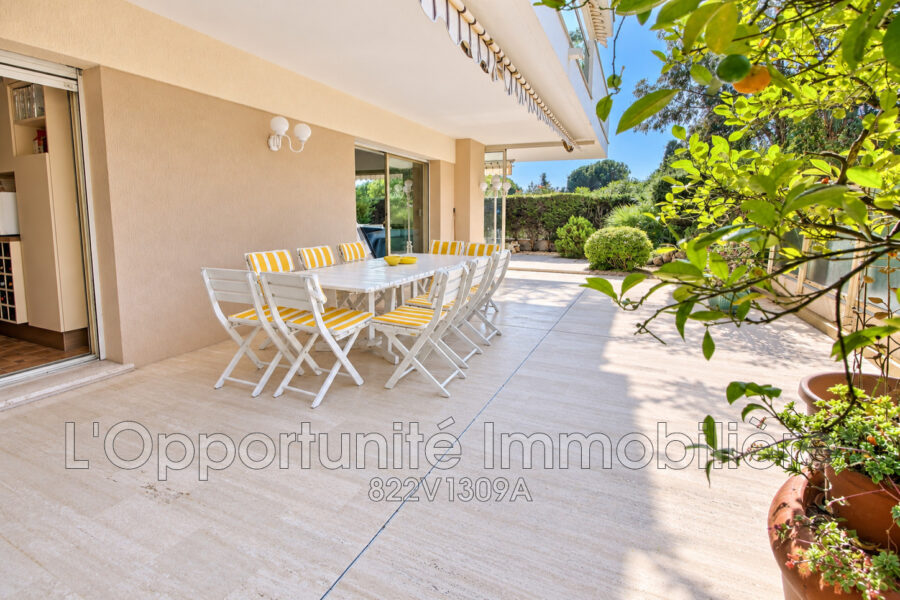 Appartement à vendre à Cannes — Vue parc & jardin — photo 6