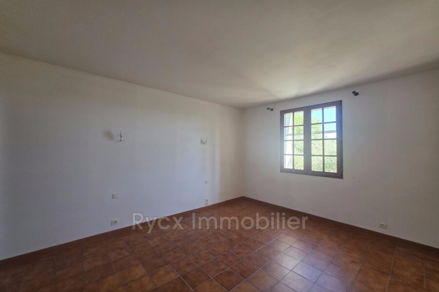 Maison à vendre à Saint-Saturnin-lès-Apt — Vue montagne — photo 6