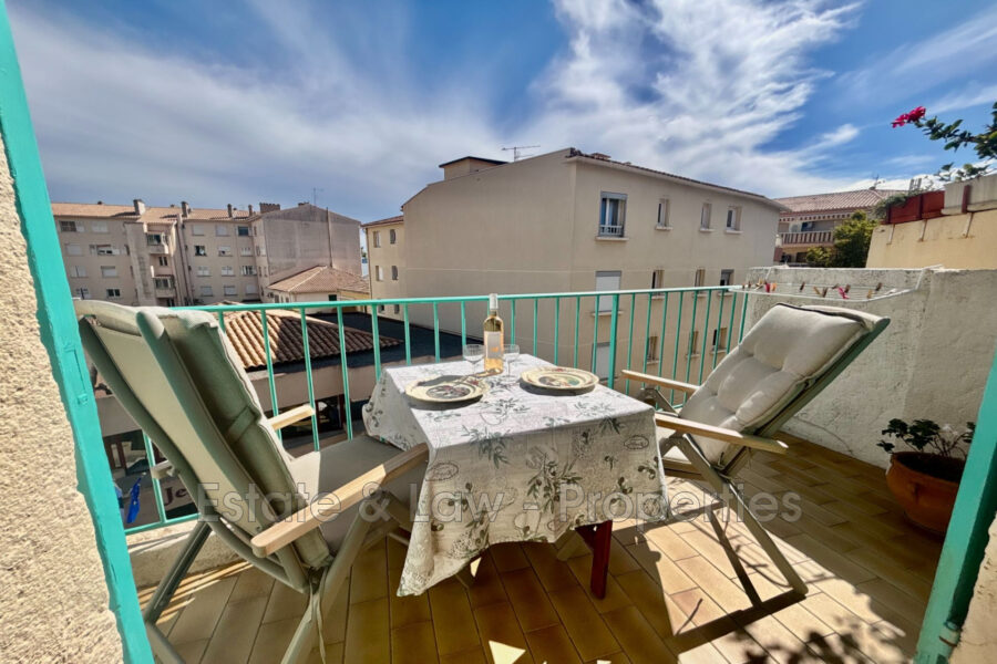Appartement à vendre à Sainte-Maxime — Vue sur la ville — photo 1