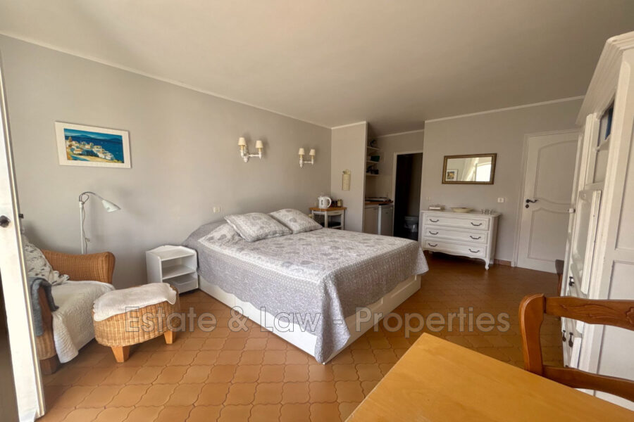 Appartement à vendre à Sainte-Maxime — Vue sur la ville — photo 4