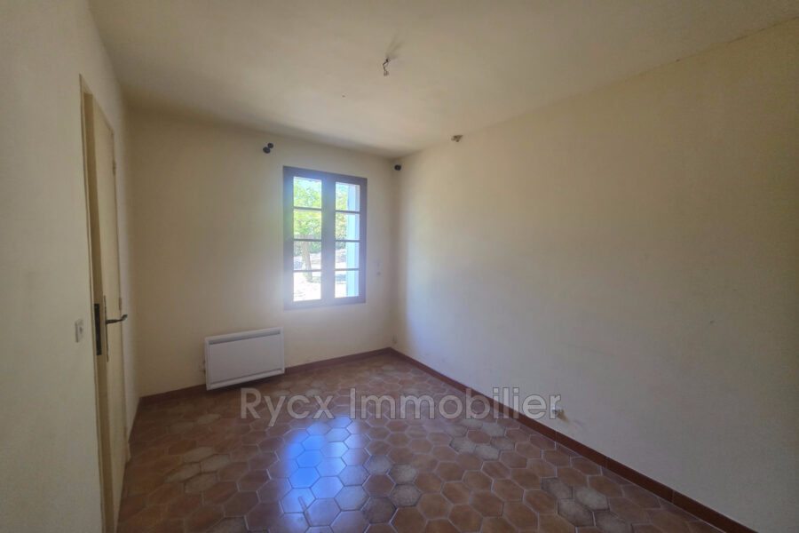 Maison à vendre à Saint-Saturnin-lès-Apt — Vue montagne — photo 15