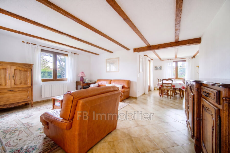 Maison à vendre à Eyguières — Vue parc & jardin — photo 7