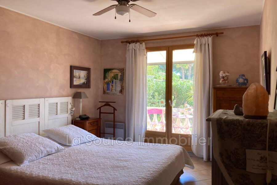 Maison à vendre à Vidauban — Vue parc & jardin — photo 11
