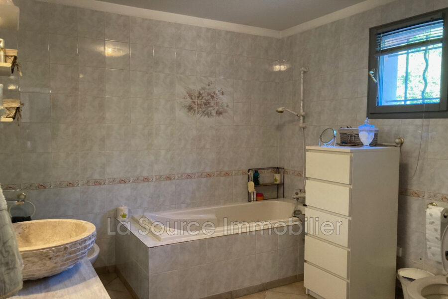 Maison à vendre à Vidauban — Vue parc & jardin — photo 14