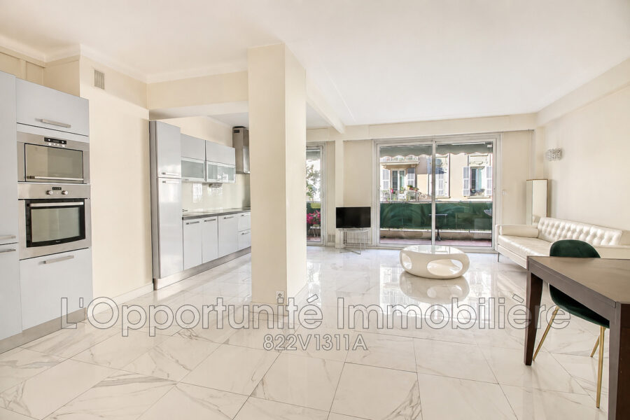 Appartement à vendre à Nice — Vue sur la ville — photo 2