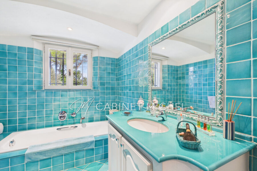 Maison à vendre à Le Rouret — Vue mer — photo 19