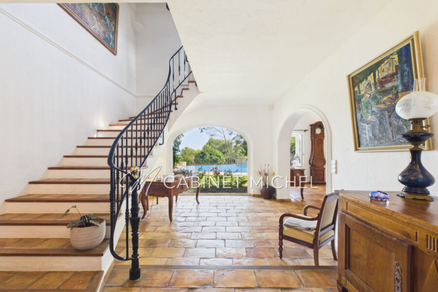 Maison à vendre à Le Rouret — Vue mer — photo 1