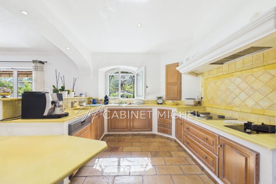 Maison à vendre à Le Rouret — Vue mer — photo 17