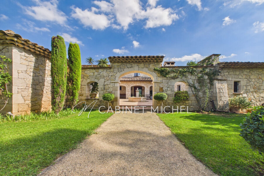 Maison à vendre à Le Rouret — Vue mer — photo 4