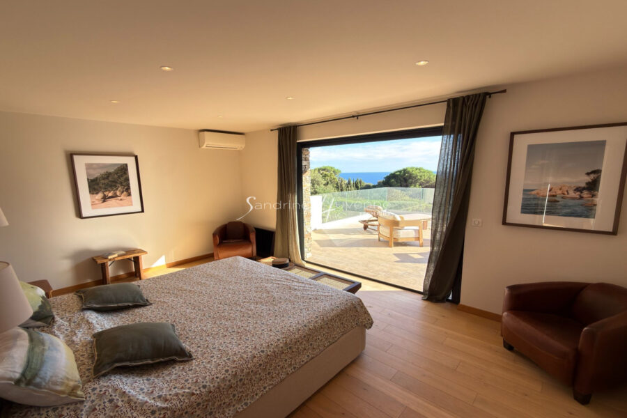 Maison à vendre à La Croix-Valmer — Vue mer — photo 15