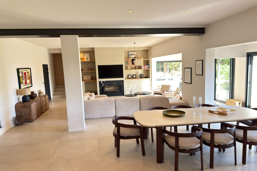 Maison à vendre à La Croix-Valmer — Vue mer — photo 10