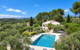 Maison à vendre à Roquefort-les-Pins — Vue parc & jardin — photo 2