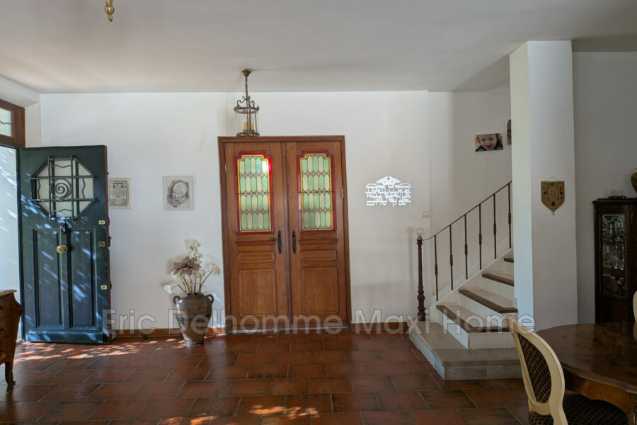 Maison à vendre à La Valette-du-Var — Vue sur la ville — photo 6