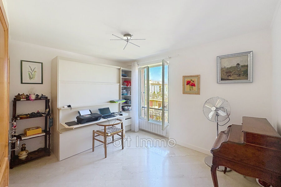 Appartement à vendre à Cagnes-sur-Mer — Vue parc & jardin — photo 7
