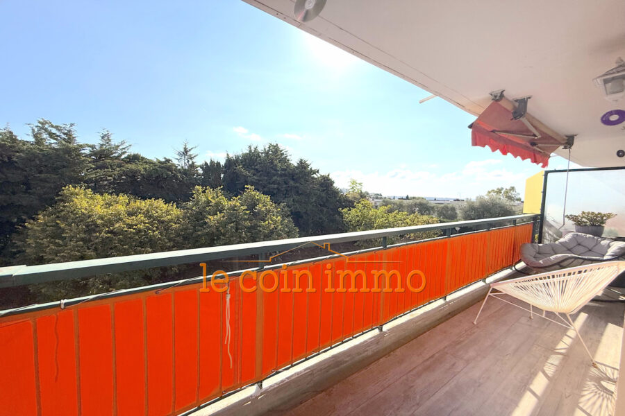 Appartement à vendre à Antibes — Vue parc & jardin — photo 2