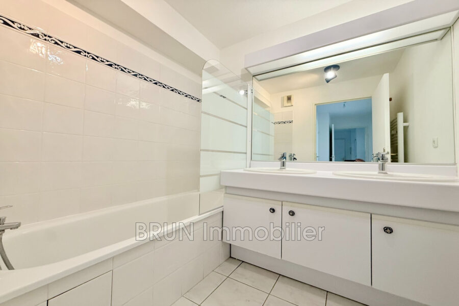 Appartement à vendre à Antibes — Vue mer — photo 7