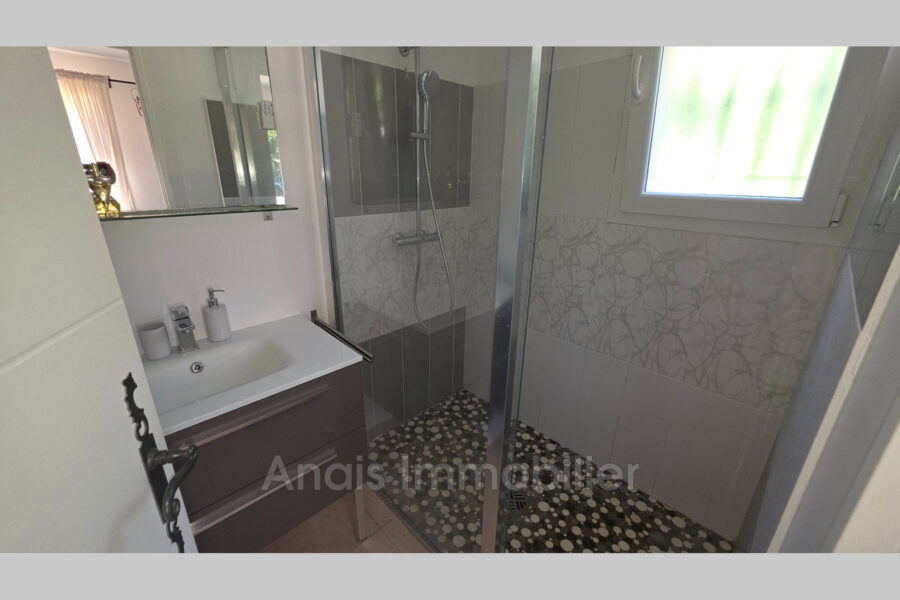 Maison à vendre à La Garde-Freinet — Vue parc & jardin — photo 10