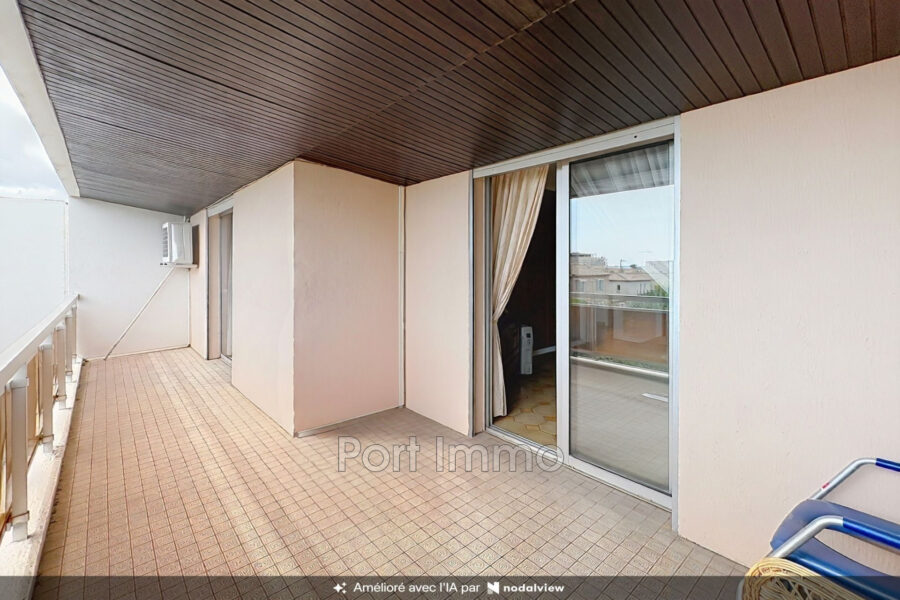 Maison à vendre à Saint-Laurent-du-Var — Vue parc & jardin — photo 9