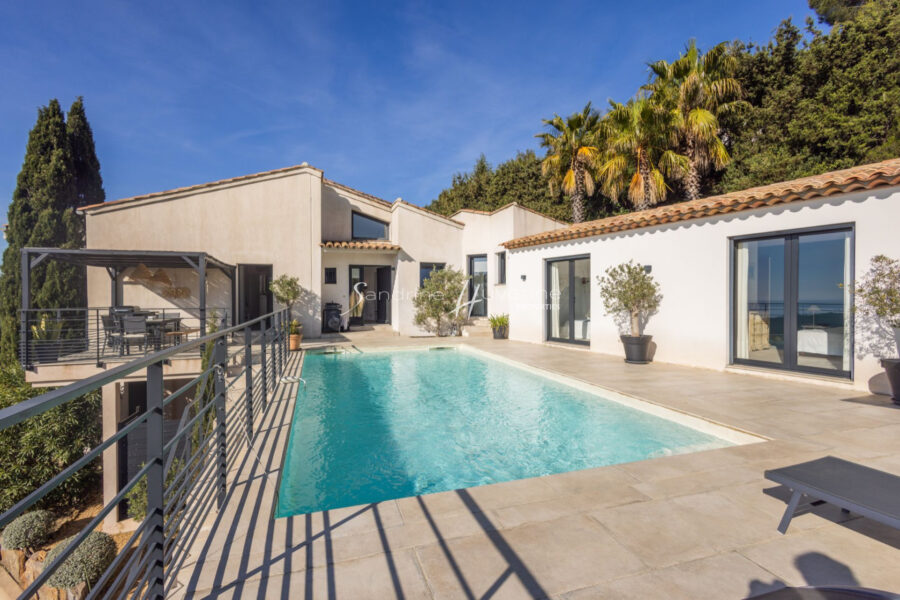 Maison à vendre à La Croix-Valmer — Vue mer — photo 7