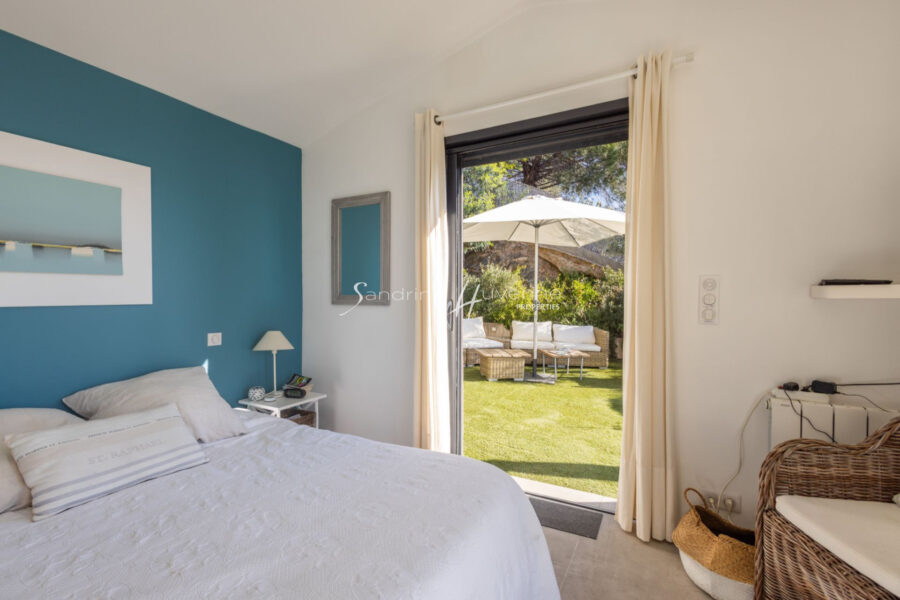 Maison à vendre à La Croix-Valmer — Vue mer — photo 15
