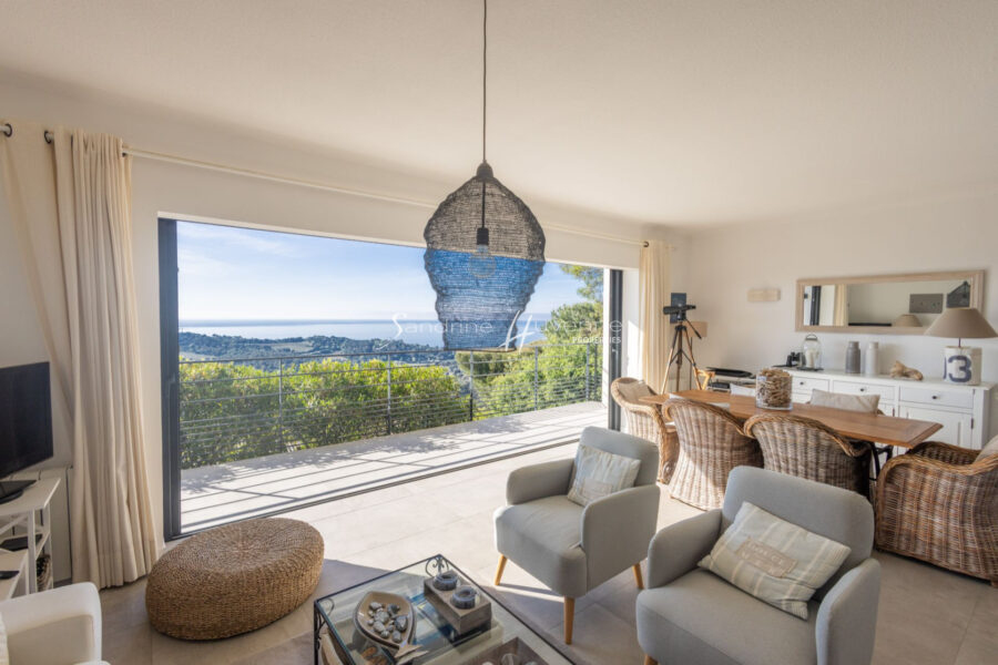 Maison à vendre à La Croix-Valmer — Vue mer — photo 9