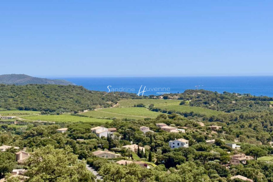 Maison à vendre à La Croix-Valmer — Vue mer — photo 1