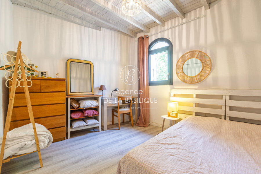Maison à vendre à Saint-Maximin-la-Sainte-Baume — Vue nature — photo 9
