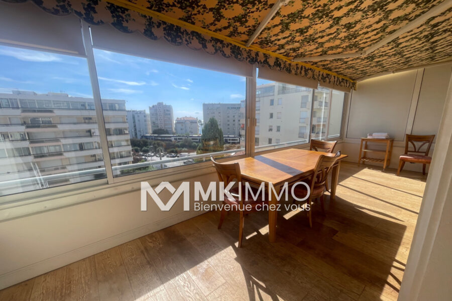 Appartement à louer à Cannes — Vue sur la ville — photo 5