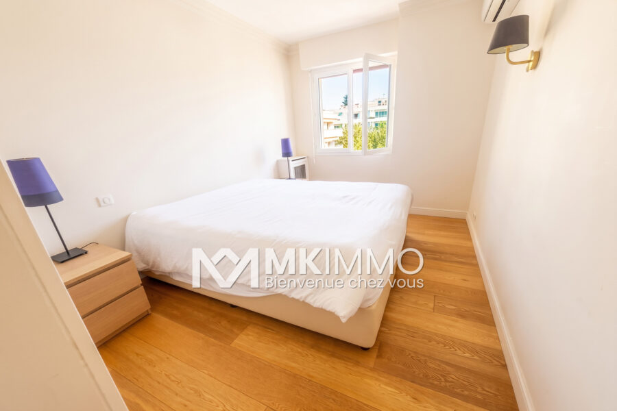 Appartement à louer à Cannes — Vue sur la ville — photo 4