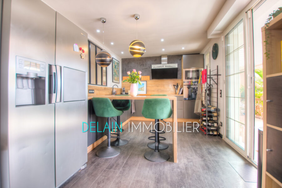 Maison à vendre à Cagnes-sur-Mer — Vue mer — photo 5