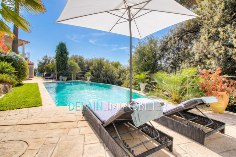 Maison à vendre à Cagnes-sur-Mer — Vue mer — photo 2