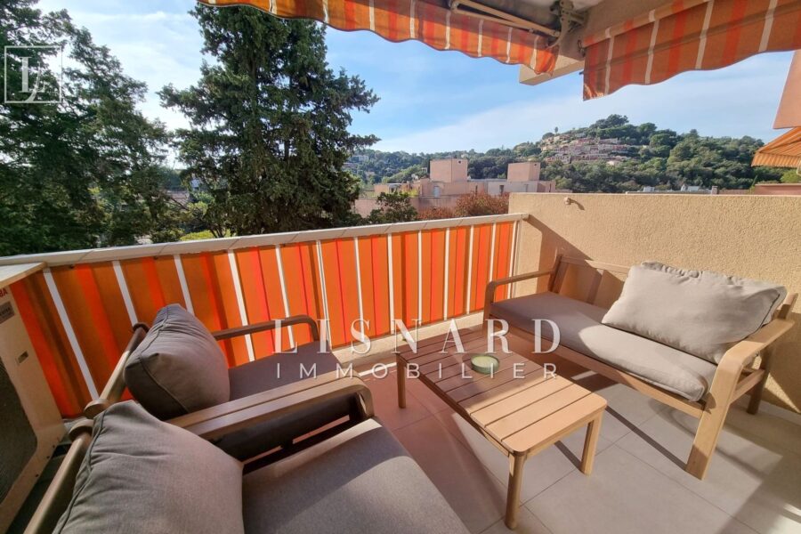 Appartement à vendre à Vallauris — Vue nature — photo 1
