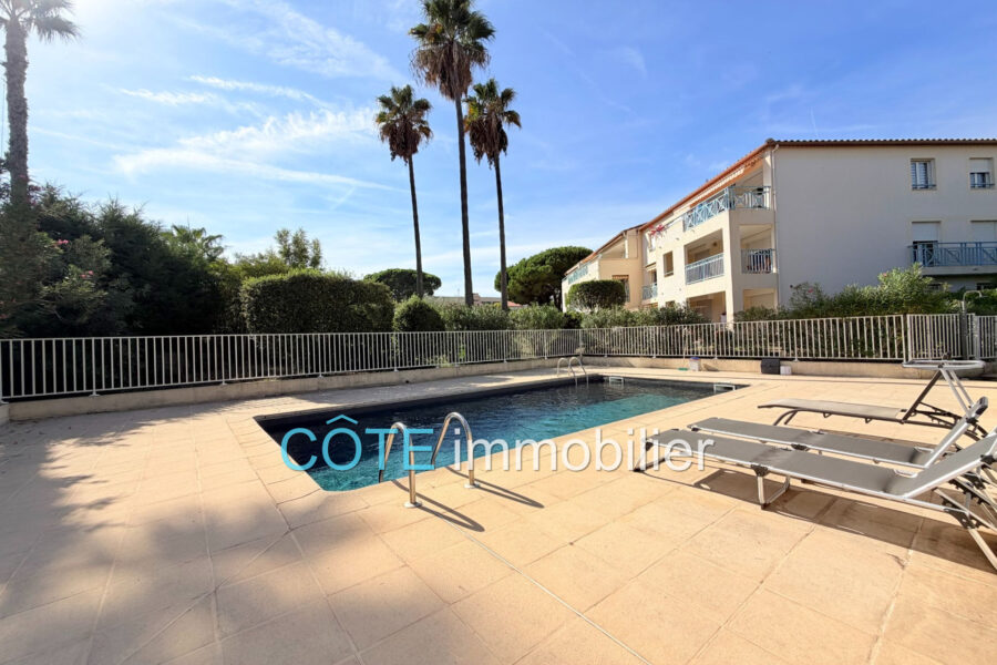 Appartement à vendre à Antibes — Vue parc & jardin — photo 2