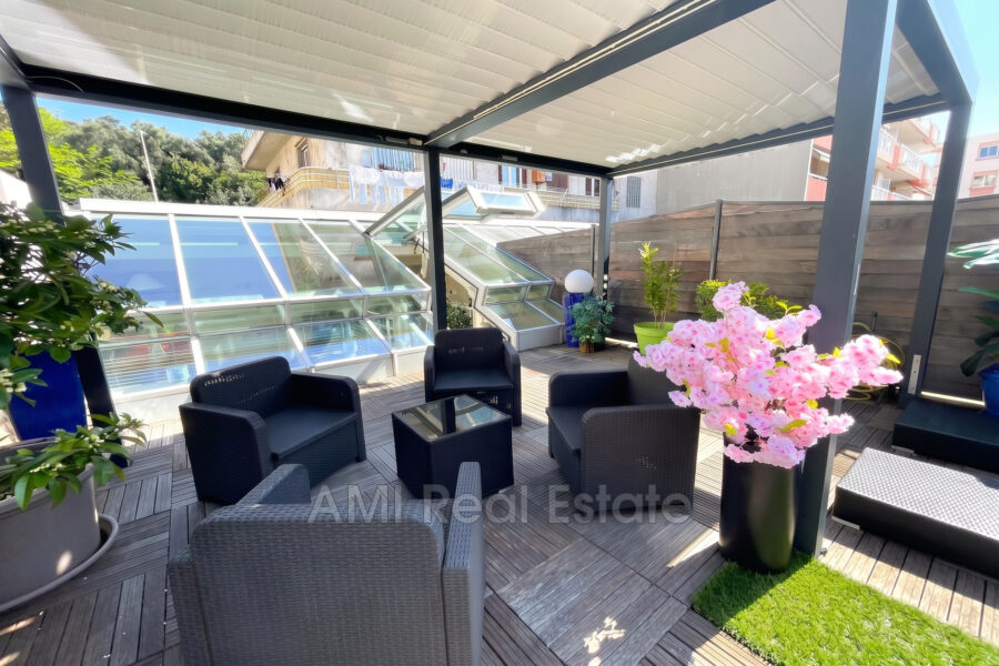 Appartement à vendre à Nice — Vue sur la ville — photo 2