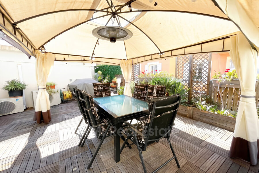 Appartement à vendre à Nice — Vue sur la ville — photo 4
