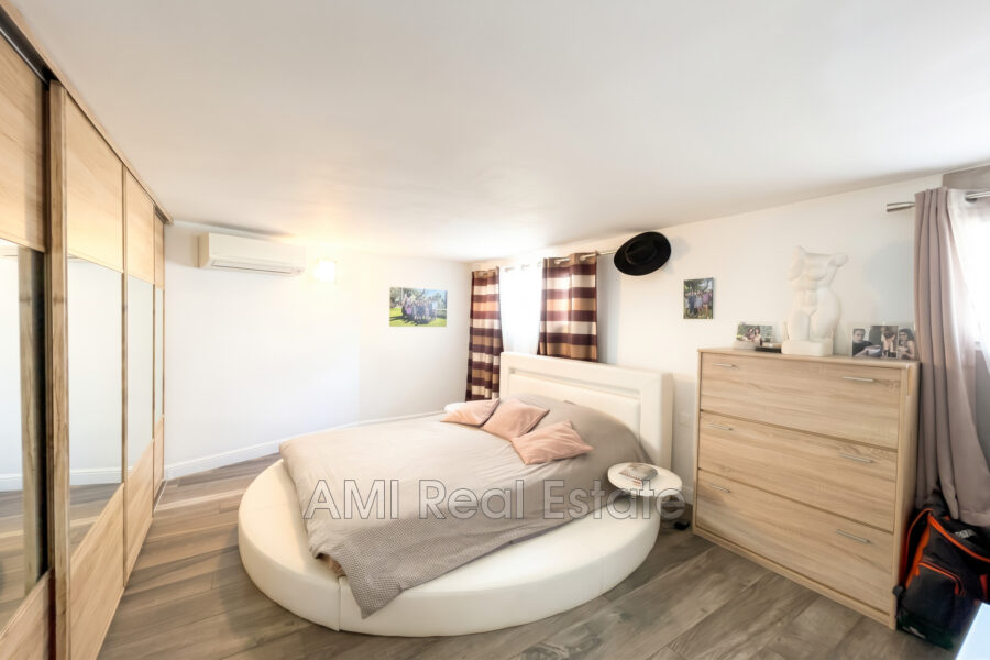 Appartement à vendre à Nice — Vue sur la ville — photo 5