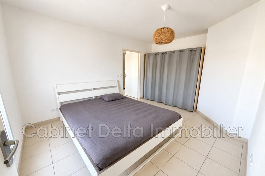 Appartement à louer à La Seyne-sur-Mer — Vue sur la ville — photo 5