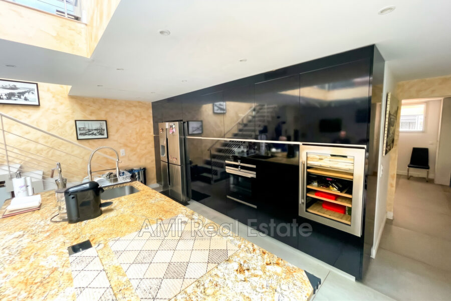 Appartement à vendre à Nice — Vue sur la ville — photo 6