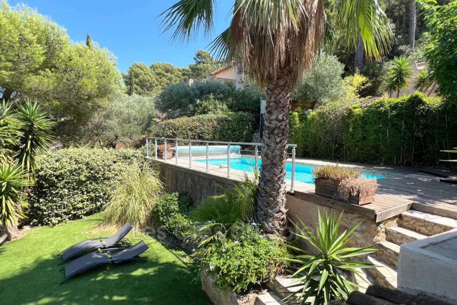 Maison à vendre à Toulon — Vue montagne — photo 2
