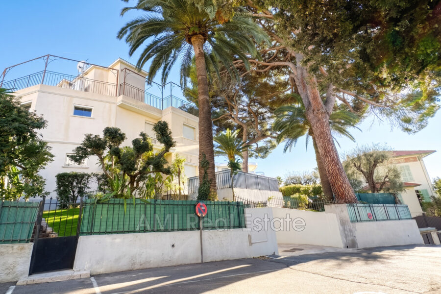 Maison à vendre à Nice — Vue mer — photo 2