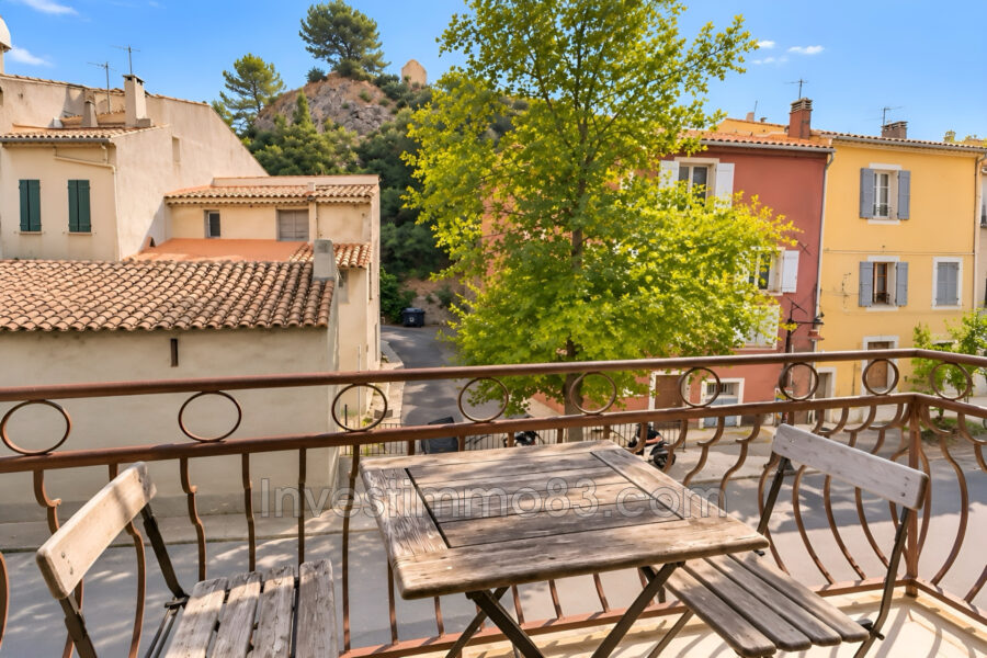 Appartement à vendre à Simiane-collongue — Vue sur la ville — photo 1