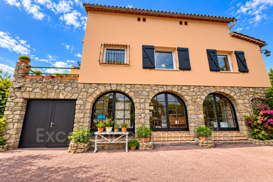 Maison à vendre à Sainte-Maxime — Vue mer — photo 4
