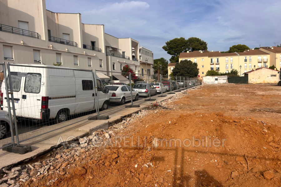 Appartement à vendre à La Londe-les-Maures — Vue sur la ville — photo 5