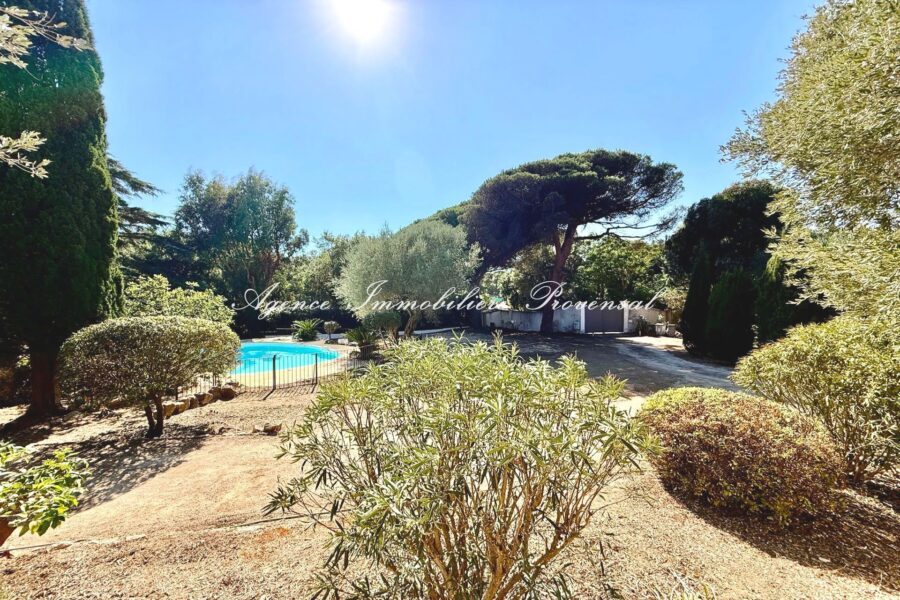 Maison à vendre à Grimaud — Vue mer — photo 9