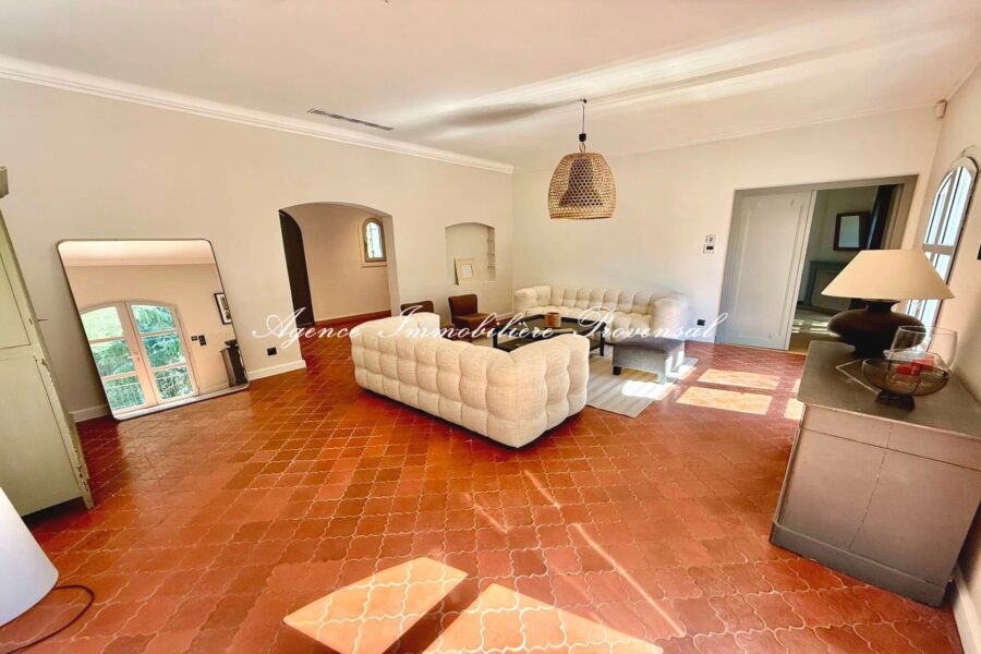 Maison à vendre à Grimaud — Vue mer — photo 13