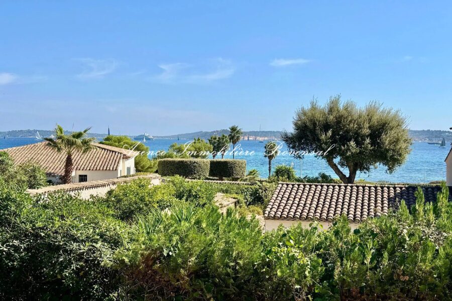 Maison à vendre à Grimaud — Vue mer — photo 1