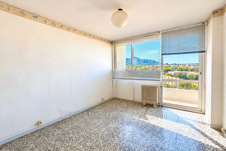Appartement à vendre à Marseille 9e arrondissement — Vue sur la ville — photo 10