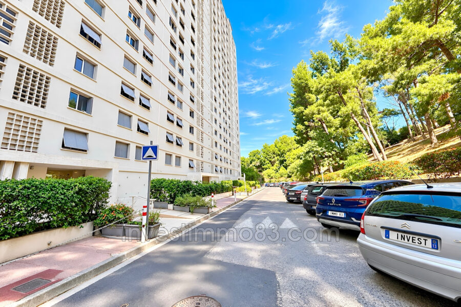 Appartement à vendre à Marseille 9e arrondissement — Vue sur la ville — photo 14