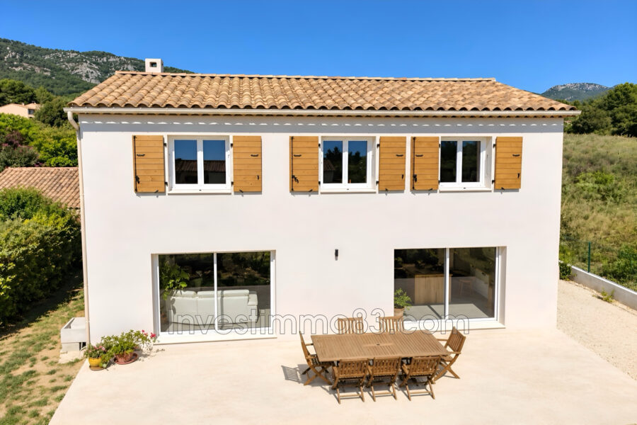 Maison à vendre à Auriol — Vue parc & jardin — photo 4